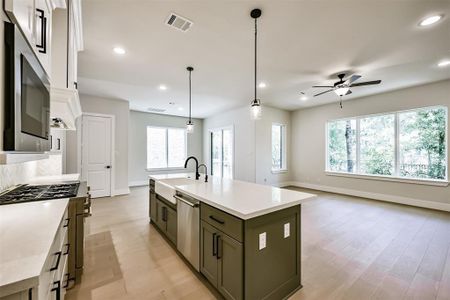 New construction Single-Family house 413 Forest Reserve Place, Houston, TX 77079 Knox B- photo 13 13