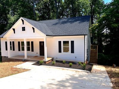 New construction Single-Family house 787 Stratford Road, Troutman, NC 28166 - photo 1 1