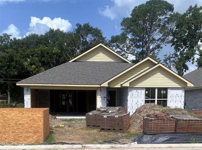 New construction Single-Family house 328 Bryan Way, Angleton, TX 77515 - photo 0