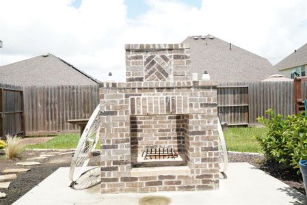 New construction Single-Family house 14022 Frio Drive, Baytown, TX 77523 - photo 28 28