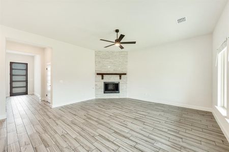 New construction Single-Family house 900 Imperial Eagle Road, Alvarado, TX 76009 Rockcress- photo 6 6