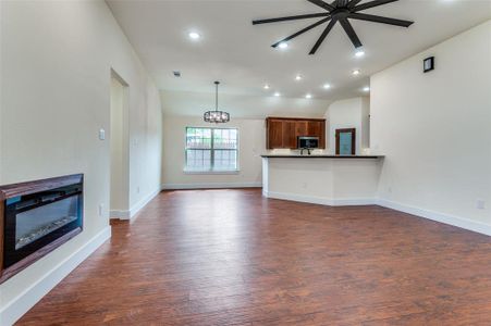 New construction Single-Family house 3402 Nw 27Th Street, Fort Worth, TX 76106 - photo 3 3