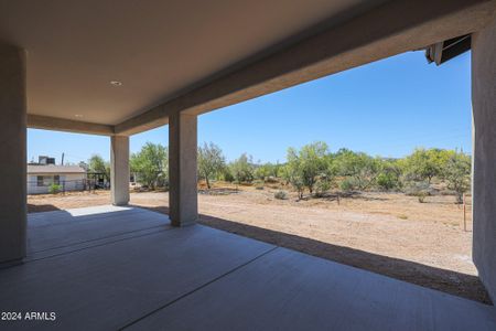 New construction Single-Family house 5548 E Seven Palms Drive, Cave Creek, AZ 85331 - photo 51 51