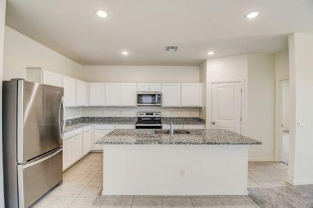 New construction Single-Family house 3649 South 98th Glen, Tolleson, AZ 85353 - photo 12 12