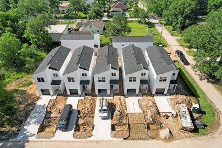 New construction Single-Family house 5702 Breland, Unit B, Houston, TX 77016 - photo 0 0