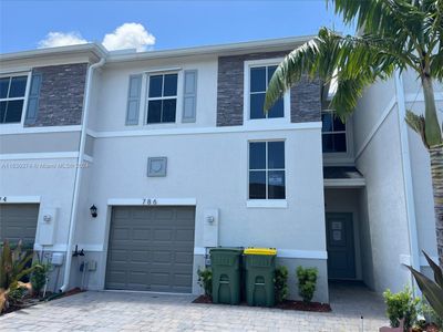 New construction Townhouse house 786 Se 18Th St, Homestead, FL 33034 - photo 0 0