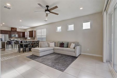 New construction Single-Family house 2739 Summer Retreat Lane, Kissimmee, FL 34744 - photo 8 8