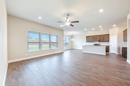 New construction Single-Family house 3141 Miller Road, Midlothian, TX 76065 - photo 8 8