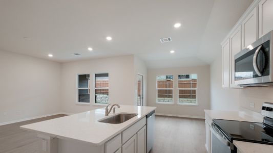 New construction Single-Family house 104 Heatherwood Terrace, Marble Falls, TX 78654 - photo 26 26