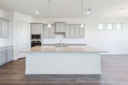 New construction Single-Family house 808 Lannister Street, Mansfield, TX 76063 Regal Series - Isabella- photo 8 8