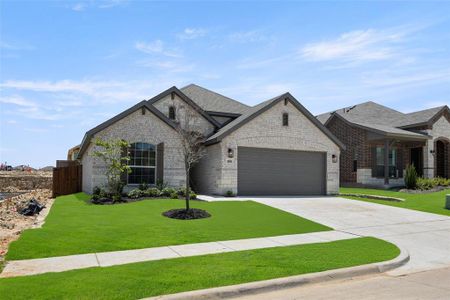 New construction Single-Family house 906 Versailles Court, Cleburne, TX 76033 Concept 1503- photo 0 0