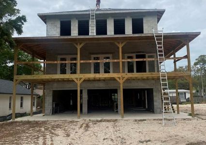 New construction Single-Family house 200 Lakeview Drive, Tarpon Springs, FL 34688 - photo 5 5