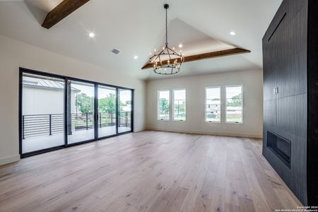 New construction Townhouse house 405 Oak Park Dr, Boerne, TX 78006 - photo 15 15