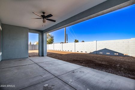 New construction Single-Family house 13102 W Tuckey Lane, Glendale, AZ 85307 - photo 47 47