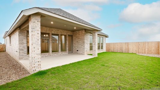 New construction Single-Family house 334 Bodensee Place, New Braunfels, TX 78130 Design 2443H- photo 25 25