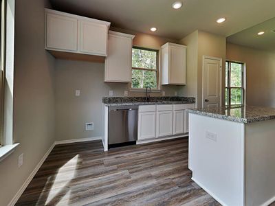 New construction Single-Family house 708 Crystal River Road, Conroe, TX 77316 - photo 4 4