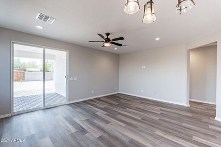New construction Single-Family house 455 W Lincoln Avenue, Coolidge, AZ 85128 - photo 13 13