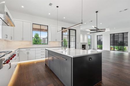 New construction Single-Family house 9851 Kingsway Avenue, Dallas, TX 75230 - photo 15 15