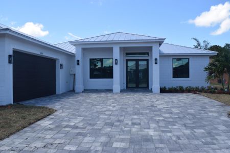 New construction Single-Family house 5381 Nw Dell Court, Port Saint Lucie, FL 34986 - photo 0 0