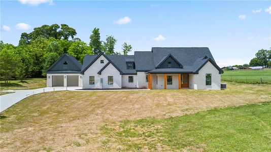 New construction Single-Family house 4425 Clarks Bridge Road, Gainesville, GA 30506 - photo 0 0