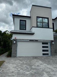 New construction Townhouse house 765 Nw 82Th Terrace, Plantation, FL 33324 - photo 0