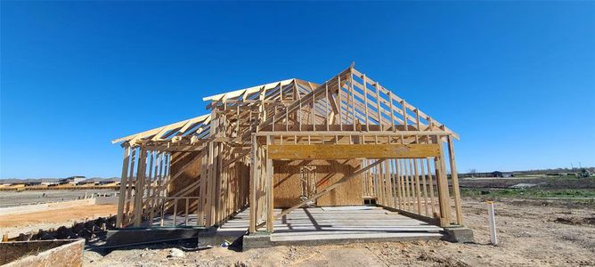 New construction Single-Family house 104 Pinyon Pine Pass, Hutto, TX 78634 Livingston Homeplan- photo 2 2