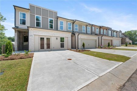 New construction Townhouse house 5015 Renvyle Dr., Atlanta, GA 30339 - photo 2 2