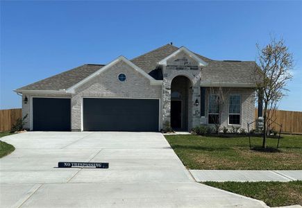 New construction Single-Family house 11410 Youngquist Drive, Mont Belvieu, TX 77535 The Brighton- photo 0 0