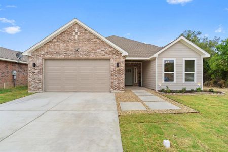 New construction Single-Family house 14065 Lost Spurs Road, Fort Worth, TX 76262 - photo 0