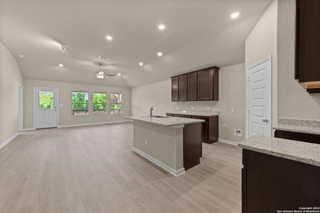 New construction Single-Family house 8434 Smithers Avenue, San Antonio, TX 78252 Freestone - 35' Smart Series- photo 7 7