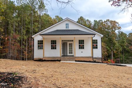 New construction Single-Family house 325 Natchez Trace, Fuquay Varina, NC 27526 - photo 0