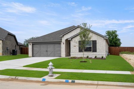 New construction Single-Family house 303 Chickasaw Drive, Cleburne, TX 76033 Boston- photo 2 2