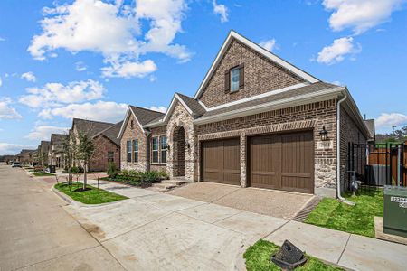 New construction Single-Family house 2031 Spotted Fawn Drive, Arlington, TX 76005 The Cloverfield- photo 1 1