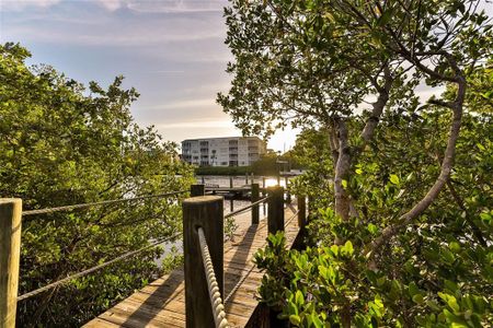 New construction Single-Family house 552 S Peninsula Avenue, New Smyrna Beach, FL 32169 - photo 59 59