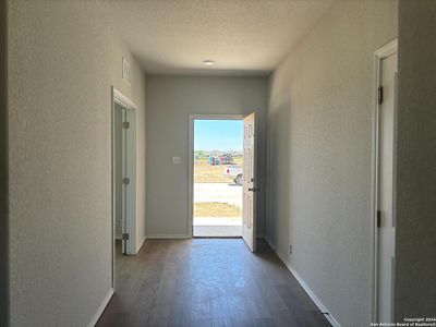New construction Single-Family house 106 Beveridge, Seguin, TX 78155 Gage Homeplan- photo 9 9