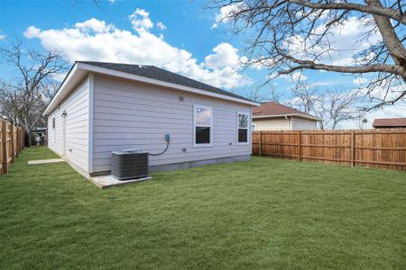 New construction Single-Family house 338 Glendale Ave, San Antonio, TX 78237 - photo 25 25