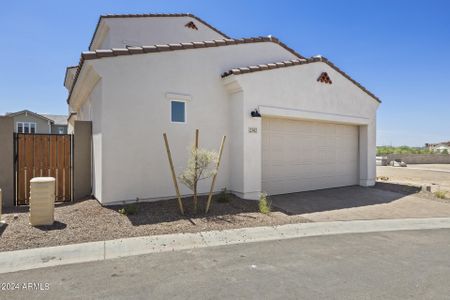New construction Single-Family house 2142 W Hide Trail, Phoenix, AZ 85085 - photo 44 44