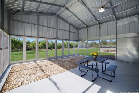 New construction Single-Family house 500 Water Tower, Seguin, TX 78155 - photo 17 17