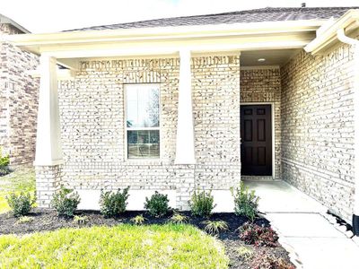 New construction Single-Family house 8111 Star Terrace Drive, Cypress, TX 77433 - photo 1 1