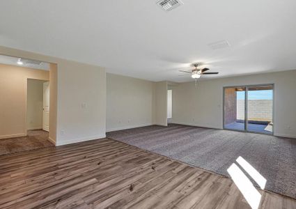 New construction Single-Family house 972 Feliz Street, Florence, AZ 85132 - photo 2 2