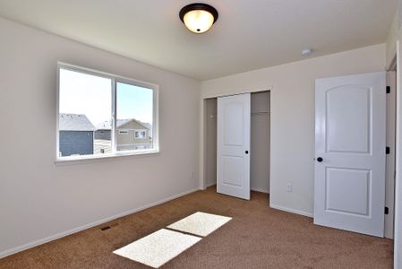 New construction Single-Family house Big Horn Parkway, Johnstown, CO 80534 - photo 33 33