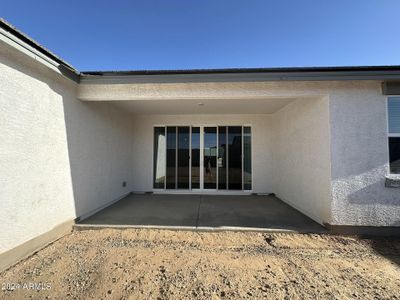 New construction Single-Family house 15912 W Bronco Trail, Surprise, AZ 85387 - photo 8 8