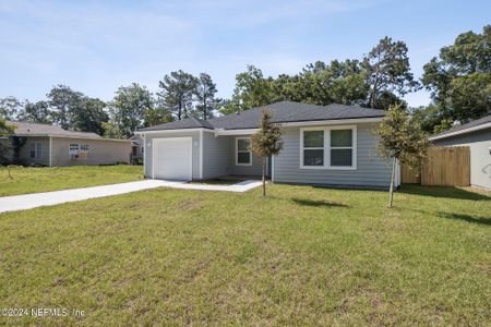 New construction Single-Family house 8320 Maple Street, Jacksonville, FL 32244 - photo 1 1