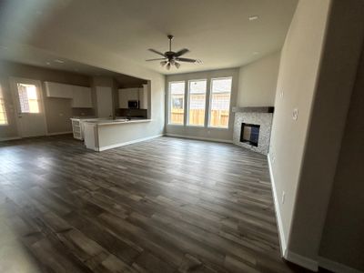 New construction Single-Family house 31607 Madrone Berry Court, Conroe, TX 77385 Cheyenne Homeplan- photo 8 8