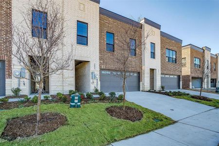 Villaggio at Victron Park by John Houston Homes in Waxahachie - photo 4