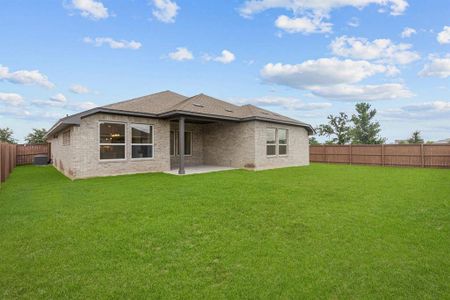 New construction Single-Family house 144 Samuel Blair Pass, Bastrop, TX 78602 The Wedgeway- photo 20 20