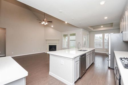 New construction Single-Family house 32046 August Woods Way, Conroe, TX 77385 - photo 21 21