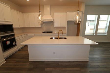 New construction Single-Family house 17321 Merlot Skies Street, Conroe, TX 77302 - photo 3 3