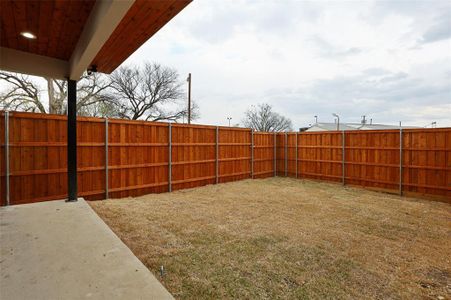 New construction Single-Family house 510 Avenue L, Dallas, TX 75203 - photo 24 24