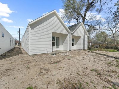New construction Single-Family house 2406 Mann Street, Unit C, Houston, TX 77093 - photo 15 15